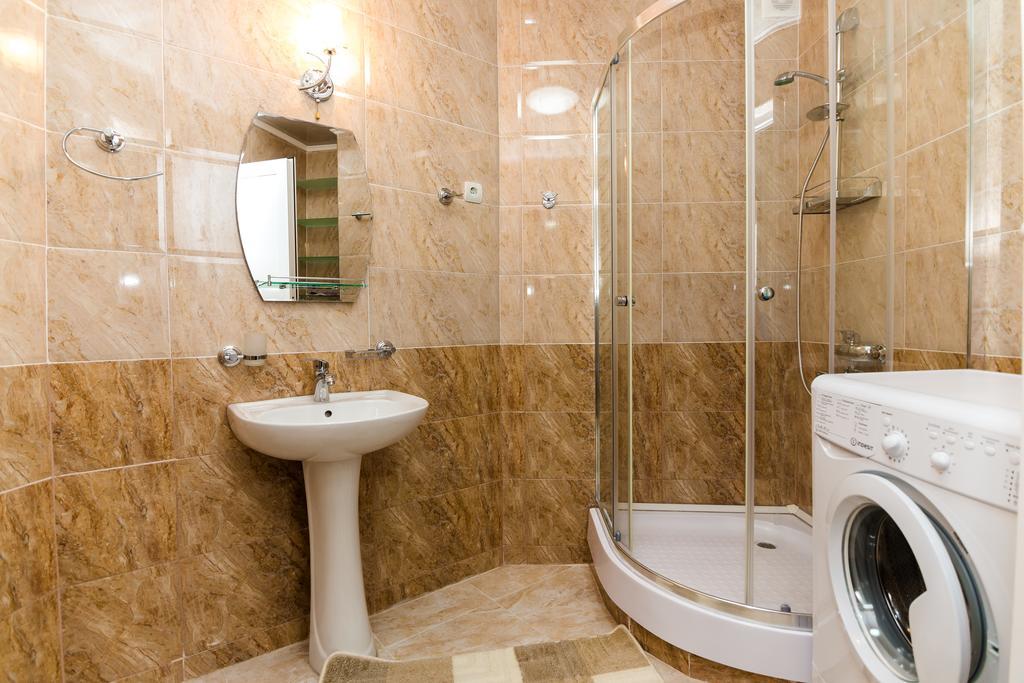 Apartment In Cozy Little Yard Tbilisi Ngoại thất bức ảnh